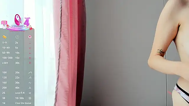 Snapshot of Electraa_fox chatting on 03/17/25, 05:38 Electraa fox online show from 03/17/25, 05:38