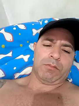 Marciogrei online show from 10/31/25, 04:19