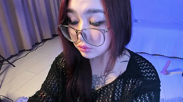 Snapshot of Yuriko_May chatting on 01/10/25, 09:42 Yuriko May online show from 01/10/25, 09:42