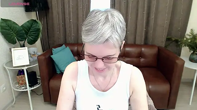 Snapshot of Cutie_Erikaa1 chatting on 01/09/25, 08:24 Cutie Erikaa1 online show from 01/09/25, 08:24