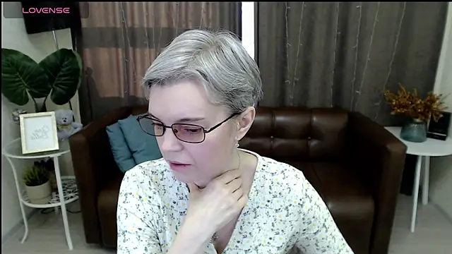 Snapshot of Cutie_Erikaa1 chatting on 01/22/25, 05:48 Cutie Erikaa1 online show from 01/22/25, 05:48
