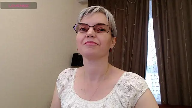 Snapshot of Cutie_Erikaa1 chatting on 03/02/25, 05:23 Cutie Erikaa1 online show from 03/02/25, 05:23