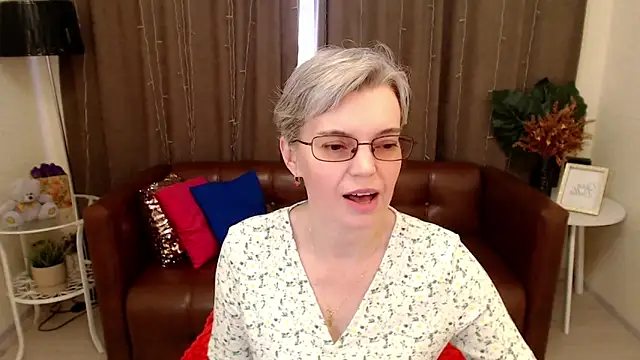 Snapshot of Cutie_Erikaa1 chatting on 03/15/25, 02:24 Cutie Erikaa1 online show from 03/15/25, 02:24