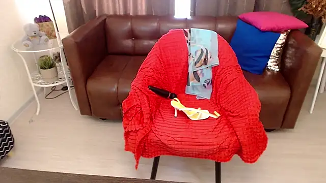 Snapshot of Cutie_Erikaa1 chatting on 03/16/25, 05:36 Cutie Erikaa1 online show from 03/16/25, 05:36