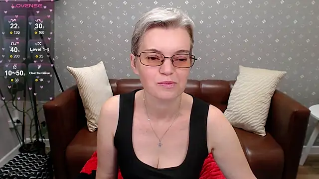 Snapshot of Cutie_Erikaa1 chatting on 10/10/25, 03:05 Cutie Erikaa1 online show from 10/10/25, 03:05