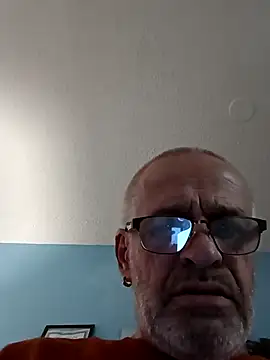 geilerschwanz64 online show from 01/24/25, 06:35