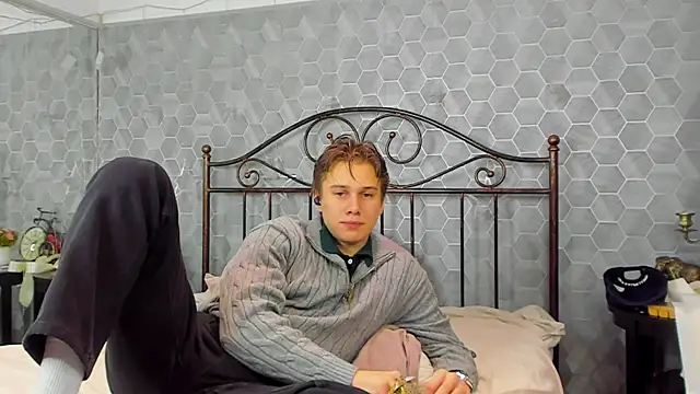 Snapshot of Marcus_Swampov chatting on 01/11/25, 06:35 Marcus Swampov online show from 01/11/25, 06:35