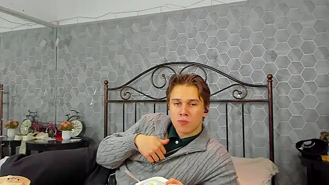 Snapshot of Marcus_Swampov chatting on 01/12/25, 04:42 Marcus Swampov online show from 01/12/25, 04:42