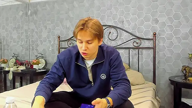 Snapshot of Marcus_Swampov chatting on 01/20/25, 10:07 Marcus Swampov online show from 01/20/25, 10:07