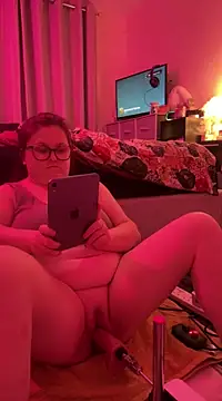 Snapshot of Tallulah-mae-xoxox chatting on 02/09/25, 09:39 Tallulah-mae-xoxox online show from 02/09/25, 09:39