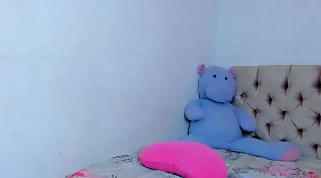 StassieBell online show from 01/08/25, 05:37