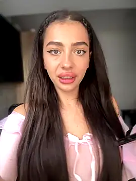 LaraVegas  online show from 10/26/25, 08:20