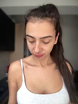 LaraVegas  online show from 11/09/25, 08:34