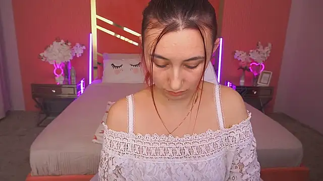 Snapshot of Roxy_Rayy chatting on 11/19/25, 03:45 Roxy Rayy online show from 11/19/25, 03:45