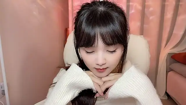 Snapshot of max688 chatting on 02/16/25, 10:32 max688 online show from 02/16/25, 10:32