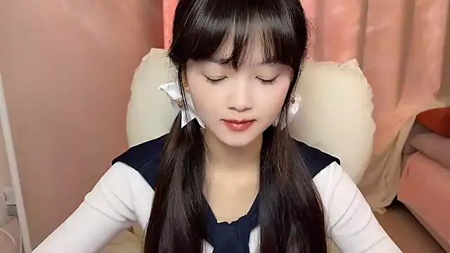 Snapshot of max688 chatting on 02/18/25, 10:27 max688 online show from 02/18/25, 10:27