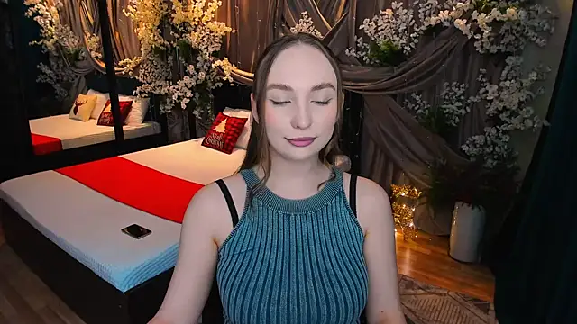 Snapshot of TrueReincarnation chatting on 01/25/25, 07:28 TrueReincarnation online show from 01/25/25, 07:28