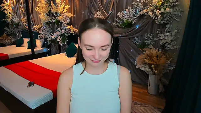 Snapshot of TrueReincarnation chatting on 02/04/25, 01:16 TrueReincarnation online show from 02/04/25, 01:16