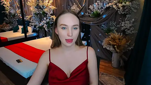 Snapshot of TrueReincarnation chatting on 02/05/25, 10:22 TrueReincarnation online show from 02/05/25, 10:22