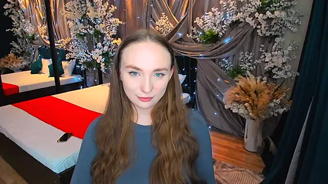 Snapshot of TrueReincarnation chatting on 02/10/25, 03:10 TrueReincarnation online show from 02/10/25, 03:10