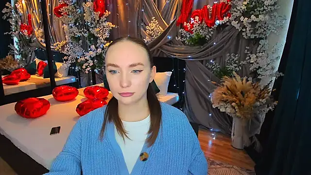 Snapshot of TrueReincarnation chatting on 02/16/25, 10:21 TrueReincarnation online show from 02/16/25, 10:21