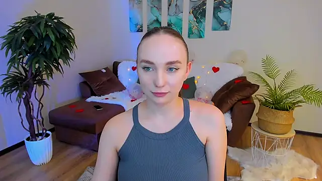 Snapshot of TrueReincarnation chatting on 02/22/25, 01:13 TrueReincarnation online show from 02/22/25, 01:13