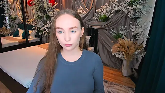 Snapshot of TrueReincarnation chatting on 02/23/25, 10:06 TrueReincarnation online show from 02/23/25, 10:06