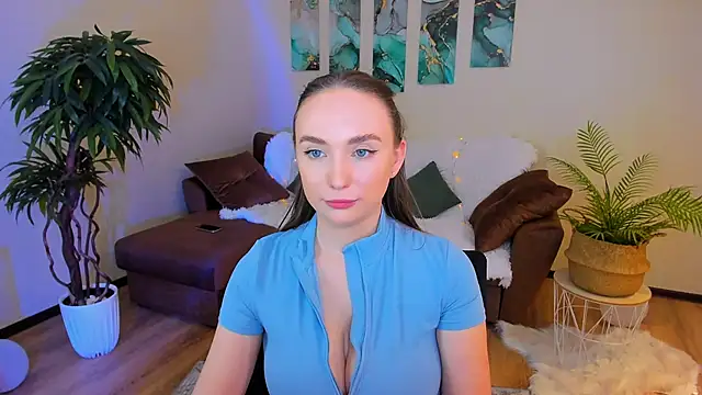 Snapshot of TrueReincarnation chatting on 02/27/25, 10:31 TrueReincarnation online show from 02/27/25, 10:31