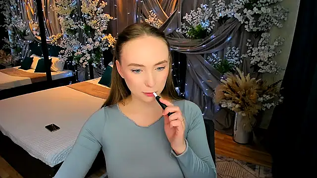 Snapshot of TrueReincarnation chatting on 03/09/25, 01:26 TrueReincarnation online show from 03/09/25, 01:26