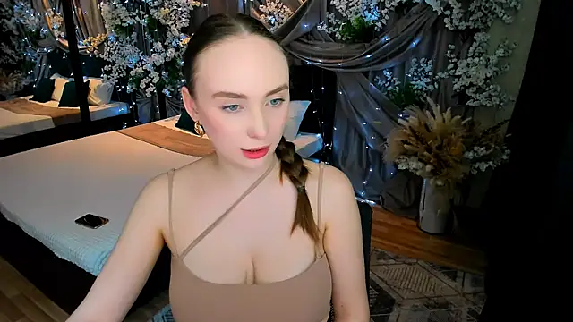 Snapshot of TrueReincarnation chatting on 03/11/25, 07:14 TrueReincarnation online show from 03/11/25, 07:14