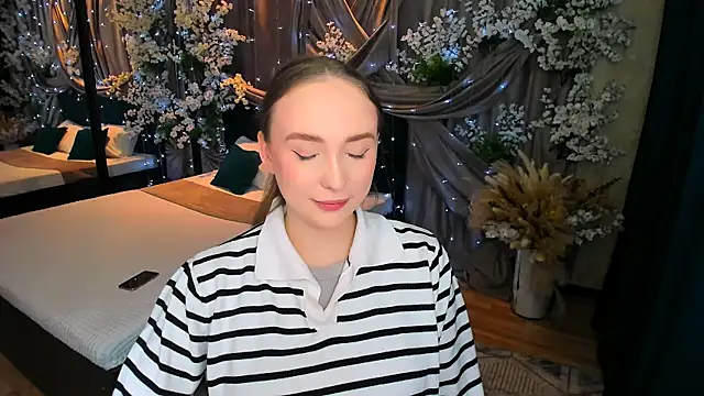 Snapshot of TrueReincarnation chatting on 03/14/25, 04:09 TrueReincarnation online show from 03/14/25, 04:09