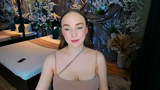 Snapshot of TrueReincarnation chatting on 03/20/25, 04:09 TrueReincarnation online show from 03/20/25, 04:09