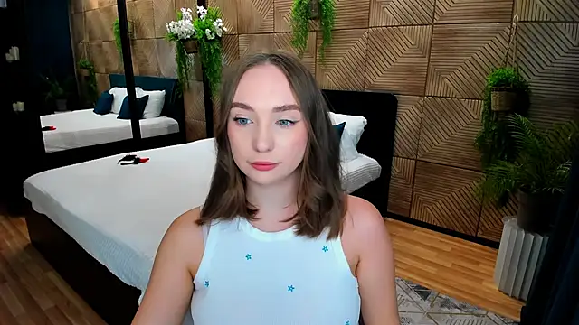 Snapshot of TrueReincarnation chatting on 09/30/25, 07:19 TrueReincarnation online show from 09/30/25, 07:19