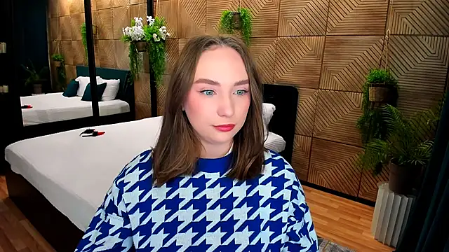 Snapshot of TrueReincarnation chatting on 10/01/25, 04:02 TrueReincarnation online show from 10/01/25, 04:02