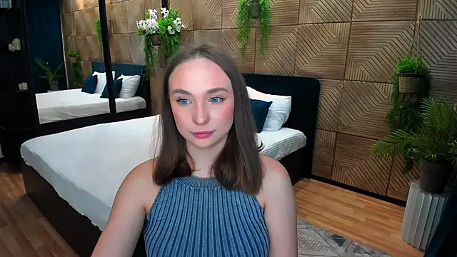 Snapshot of TrueReincarnation chatting on 11/07/25, 04:29 TrueReincarnation online show from 11/07/25, 04:29