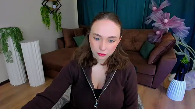 Snapshot of TrueReincarnation chatting on 11/11/25, 04:07 TrueReincarnation online show from 11/11/25, 04:07