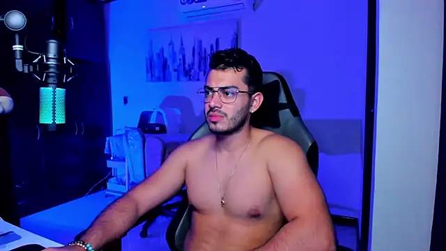 BrunoD31 online show from 10/20/25, 04:02