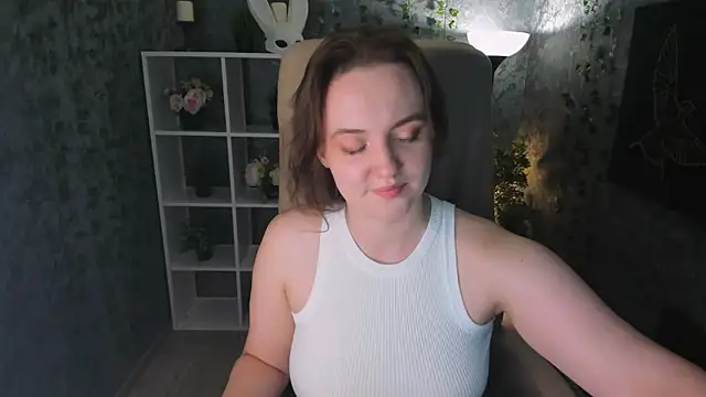 Snapshot of Lella_Ryann_ chatting on 09/13/25, 12:49 Lella Ryann online show from 09/13/25, 12:49