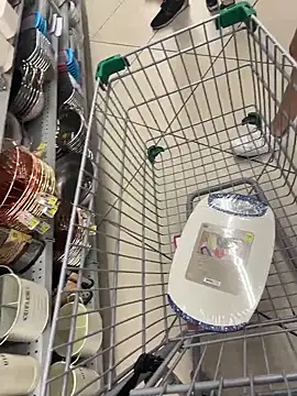 Annie LS online show from 09/08/25, 09:25