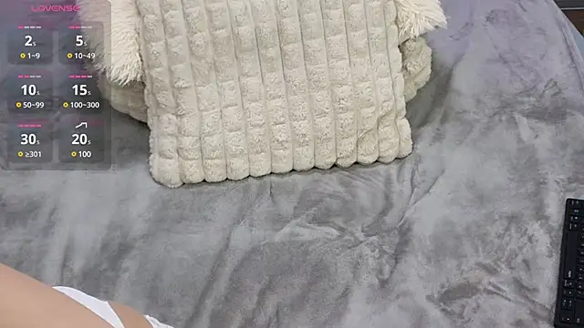 MayaEdison online show from 12/05/24, 12:30