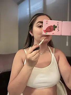 imlindapink online show from 10/21/25, 03:46