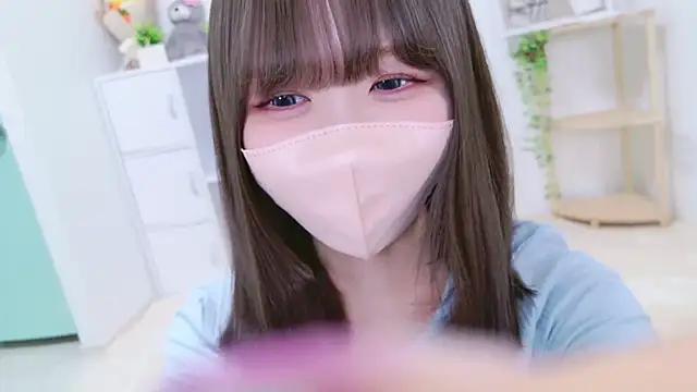 Snapshot of 328_mitsuha chatting on 10/17/25, 01:03 328 mitsuha online show from 10/17/25, 01:03