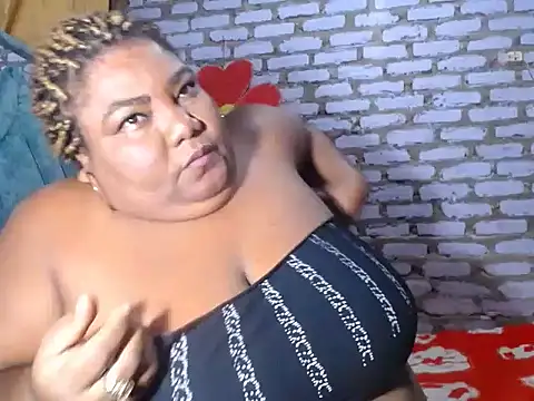 bustyboobsperver online show from 10/28/25, 11:18