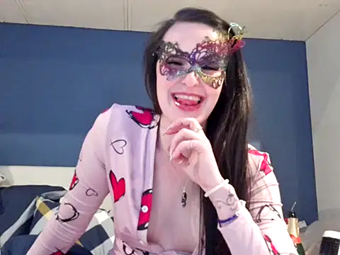 LexiSnowUK online show from 01/02/25, 08:35