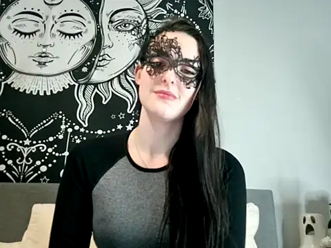 LexiSnowUK online show from 01/30/25, 09:04