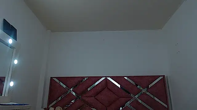 Snapshot of moan_sex2 chatting on 10/09/25, 11:03 moan sex2 online show from 10/09/25, 11:03