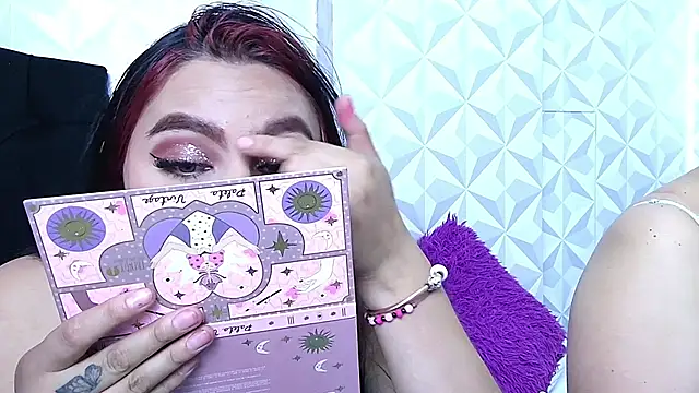 Snapshot of moan_sex2 chatting on 10/24/25, 05:20 moan sex2 online show from 10/24/25, 05:20