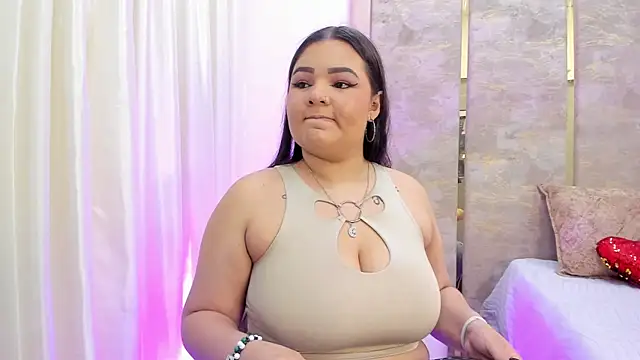 Snapshot of KatyaPittman chatting on 11/12/25, 09:03 KatyaPittman online show from 11/12/25, 09:03