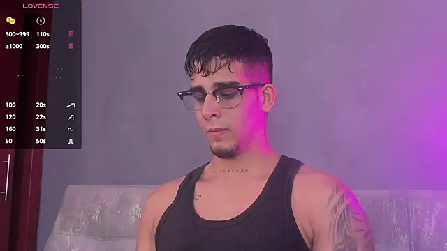 Snapshot of iamcamiloo_ chatting on 01/09/25, 06:27 iamcamiloo online show from 01/09/25, 06:27