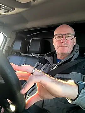 bogland33 online show from 10/15/25, 04:29